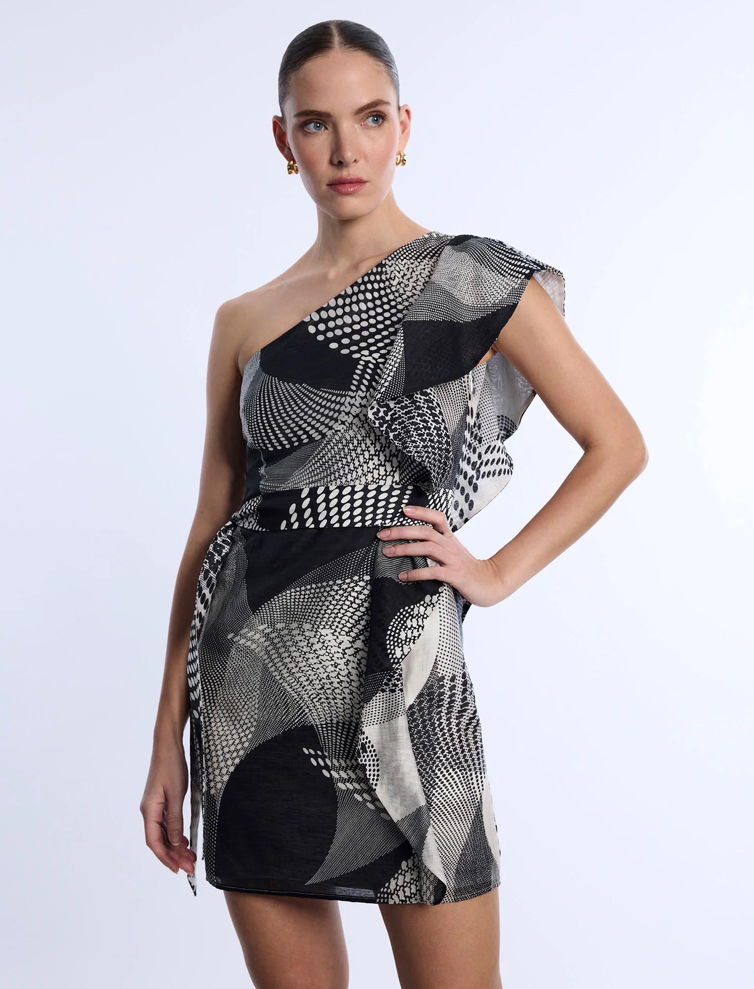 One Shoulder Flounce Mini - Builderot