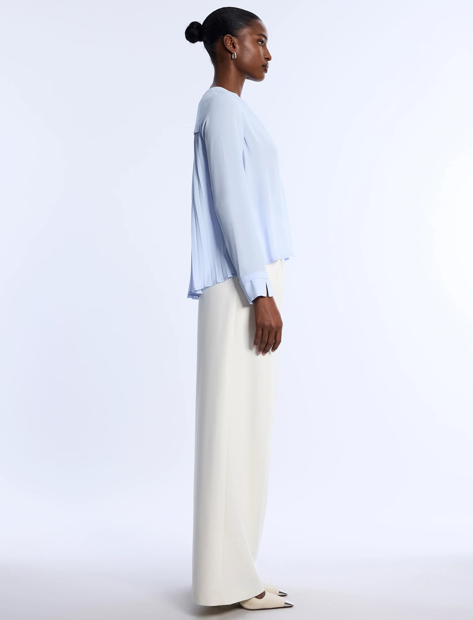 Pleated Back Blouse - Builderot