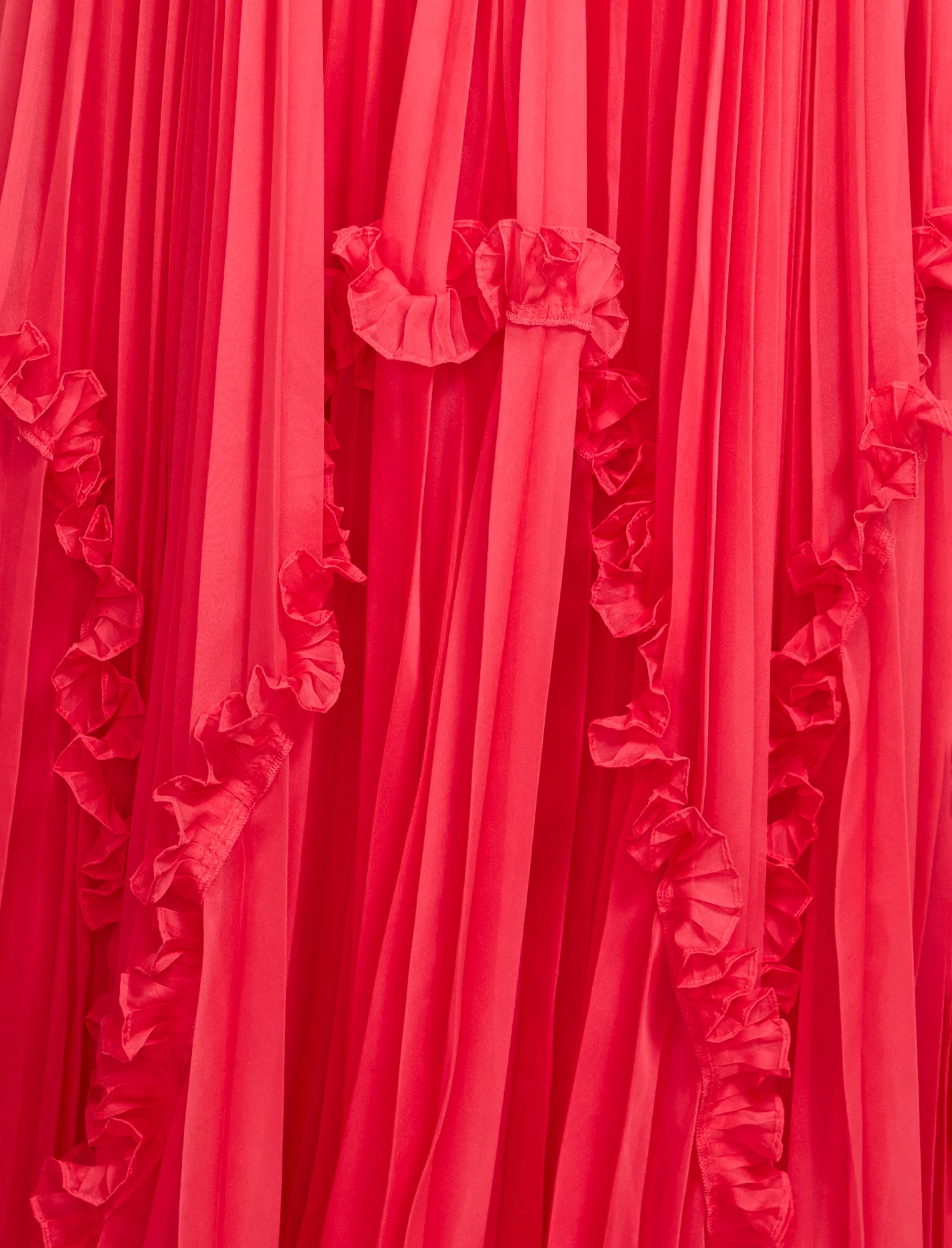 Shirring Ruffle Gown - Builderot